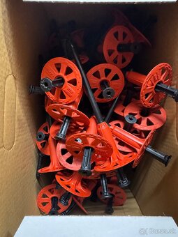 Hilti fasadna kotva - 4