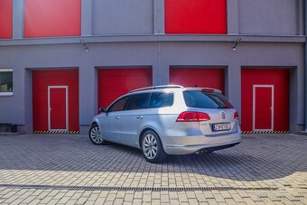 Volkswagen Passat Variant 2.0 TDI BMT Comfortline DSG - 4