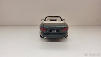 1:18 JAGUAR XK8 - 4