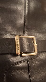 Predám čierne kožené vysoké čižmy GUESS - 4