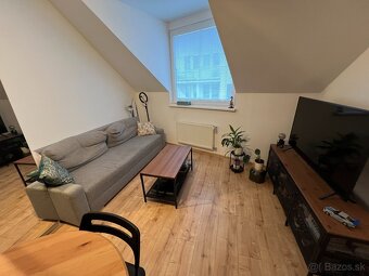 Prenájom 2 izb. byt v Centre BA, Zámocká ulica, Bratislava - 4