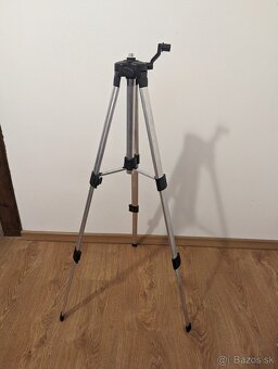 NIVELACNY LASER 4D 16 LINIOVY, STATIV,DVE BATÉRIE,360STUPNOV - 4