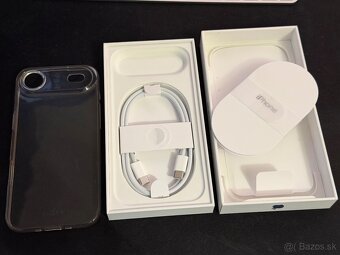 Apple iPhone Air 256GB Sky Blue - 4