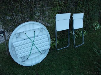 Pekný set-stôl + stoličky-predám lacno. - 4