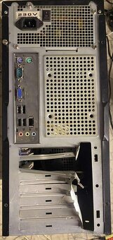 Predám kancelárski pc amd 4 jadro 4 gb ram 80 gb hdd - 4