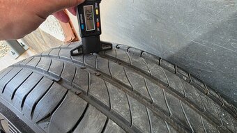 Predám letné pneumatiky Michelin Primacy4 /205/55 - 4