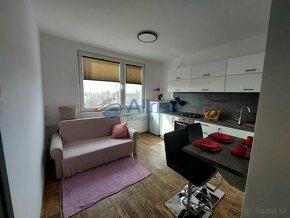 Slnečný 1-izbový byt s klimatizáciou - 4