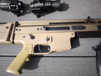 Airsoftová zbraň FN SCAR-L + Kolimátor EPS 3 (používané) - 4