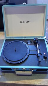 Predam gramafon CROSLEY Model CR8005 - 4