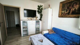 3 IZBOVÝ BYT LUČENEC - PREDAJ - 4