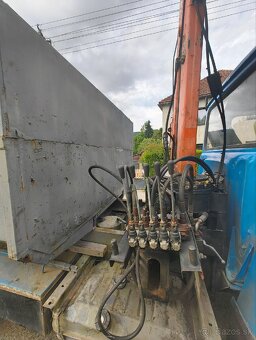 AVIA A31 vyklápač + hydraulická ruka - 4