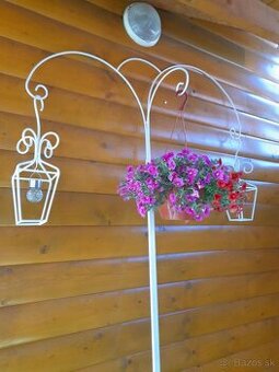 Ručne robený z kovu stojan na kvety s lampášmi 270cm - 4