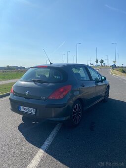 Peugeot 308 1,6HDi r. 2010 - 4