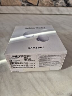 Samsung Galaxy Buds 2 - 4