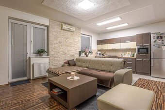 ALL INCLUSIVE | NA PREDAJ VEĽKOMETRÁŽNY 3 IZBOVÝ BYT , DUNAJ - 4