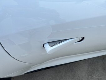 Jaguar F type R RWD - 4