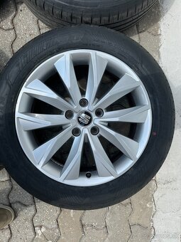 Originalna sada diskov SEAT ATECA 7.0JxR17 ET45, 215/55/R17 - 4