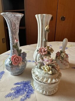 Porcelánové vázičky, sošky - 4