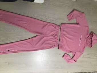 Tommy Hilfiger teplakovu suprava v.158 - 4
