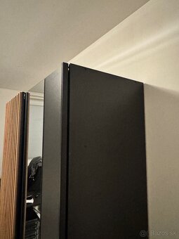 Šatniková skriňa so zrkadlom - 4