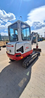 TAKEUCHI TB225 DIESEL - 4