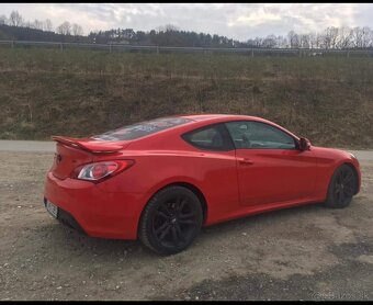 Hyundai Genesis coupe - 4