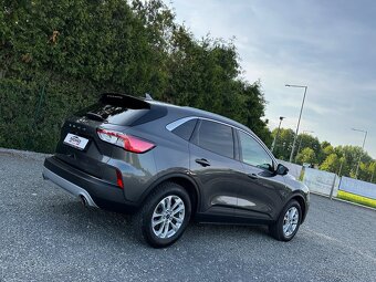 Ford Kuga 1.5 TDCi EcoBlue 120k Titanium A/T - 4