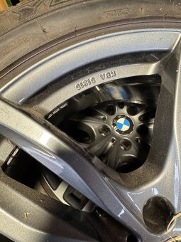 Predám sadu zimných pneumatík s diskami BMW R19 – 5x112 - 4