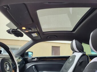 Volkswagen New Beetle - 4