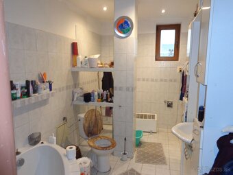 Predaj dvojgeneračný dom Banská Bystrica, pozemok 770 m2. - 4