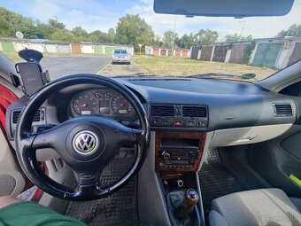 VW Bora 2.3 V5 110kw - 4