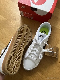 Nike tenisky - NOVE - 4