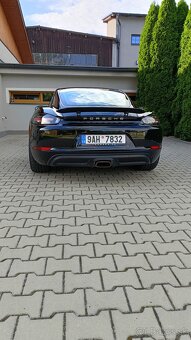 Porsche 718 Cayman - 4