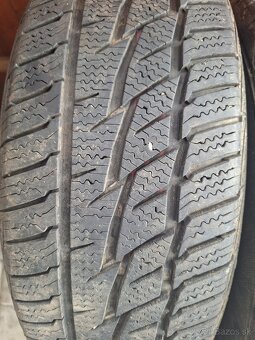 195/60 R15 zimne - 4