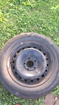 Predám 4ks zimné pneumatiky 205/60 R16 s diskami 5x114,3 - 4