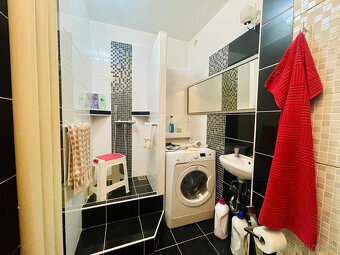 A-W REAL / ČIASTOČNE PREROBENÝ 1-IZBOVÝ BYT NA PRÍZEMÍ V CEN - 4