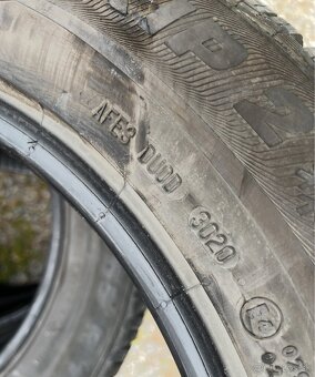 Zimné Pneu 215/65 R17 Semperit - 4