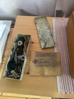 Šijaci stroj starožitny - 4