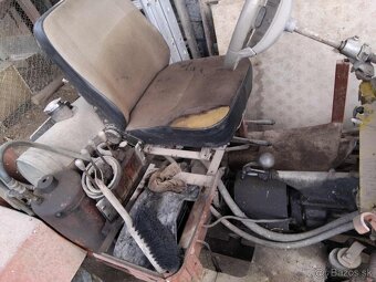 Malotraktor Domacej vyroby 4x4 + 2 pluh a vyoravak zemiakov - 4