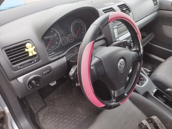 Rozpredám  golf 5 - 4