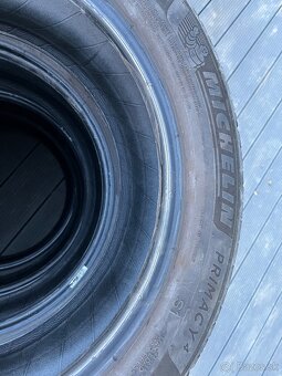 Predám pneu Michelin Primacy4  205/55/R17 DOT2124 - 4