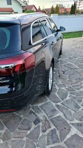 Opel Insignia 2.0 CDTI 120kW Auromat - 4