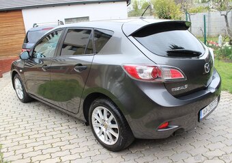 • MAZDA 3 1.6i, 77 kW, Benzín, r.v. 2012, 106.000km • - 4