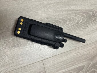 MOTOROLA DP 4800e UHF - 4