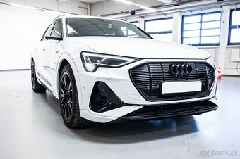 Audi E-tron - 4