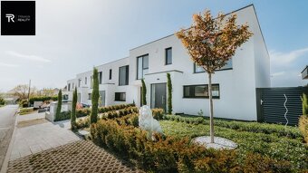 TRNAVA REALITY - EXKLUZÍVNE Novostavba luxusného 4 izbového - 4