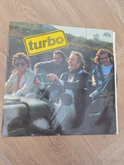 LP platne Queen, Elvis Presley, Pentatonix - 4