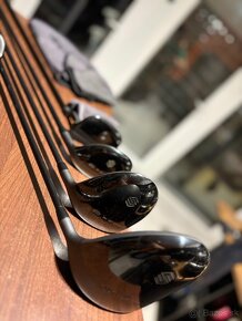 Kompletny čierny set golfových palíc (12ks) + darčeky - 4