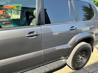 TOYOTA LAND CRUISER - 4