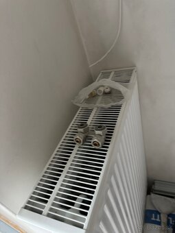 Nový radiátor KORAD 900x600, ľavý, nepoužitý - 4